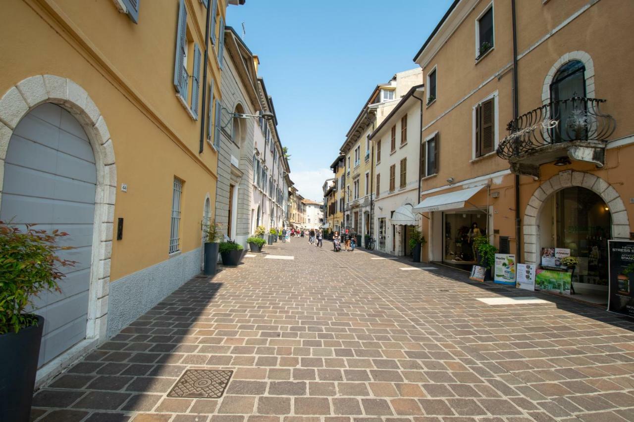 Atico Hotel Desenzano del Garda Exterior foto